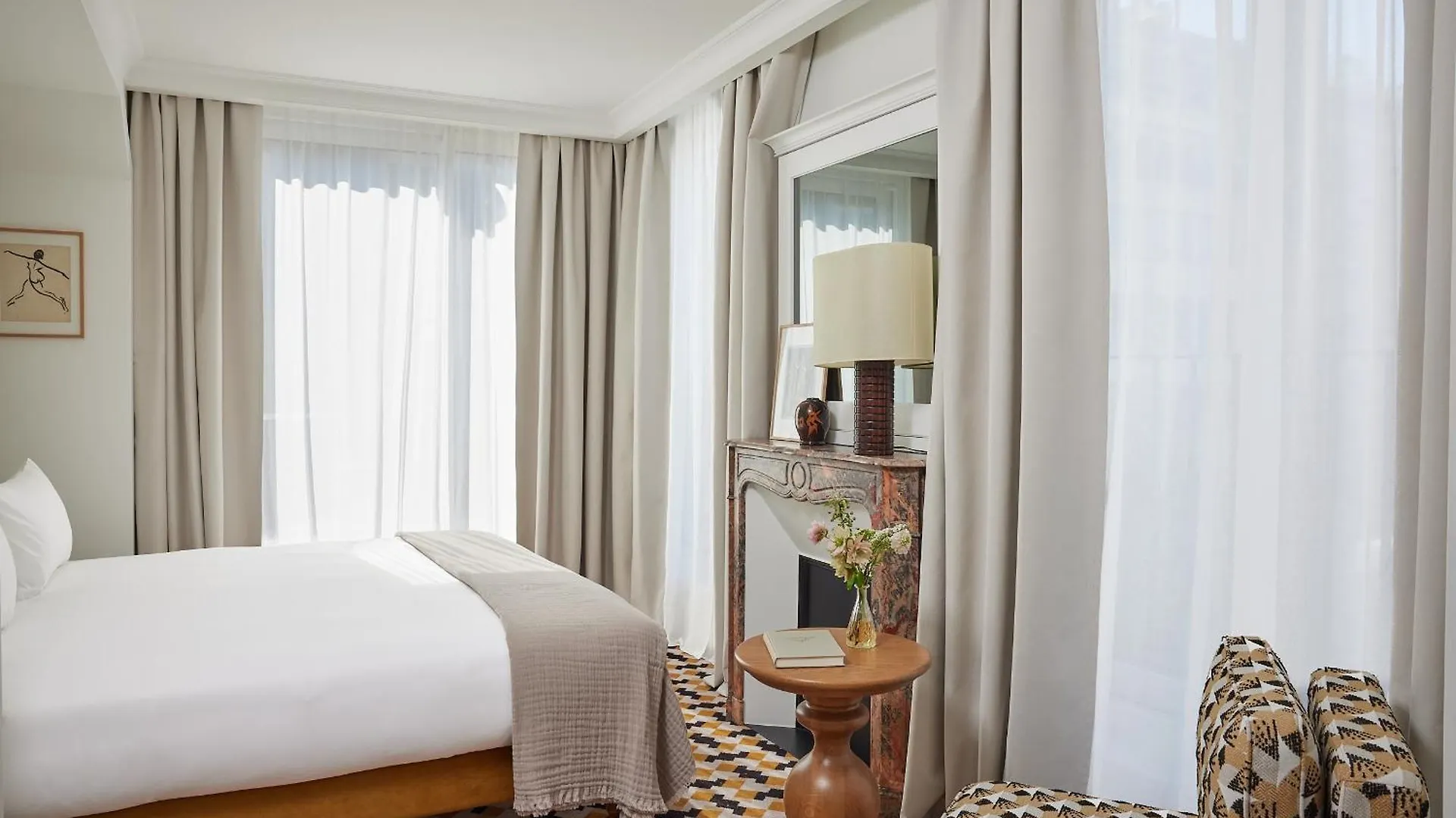 Noucha Hotel Paris